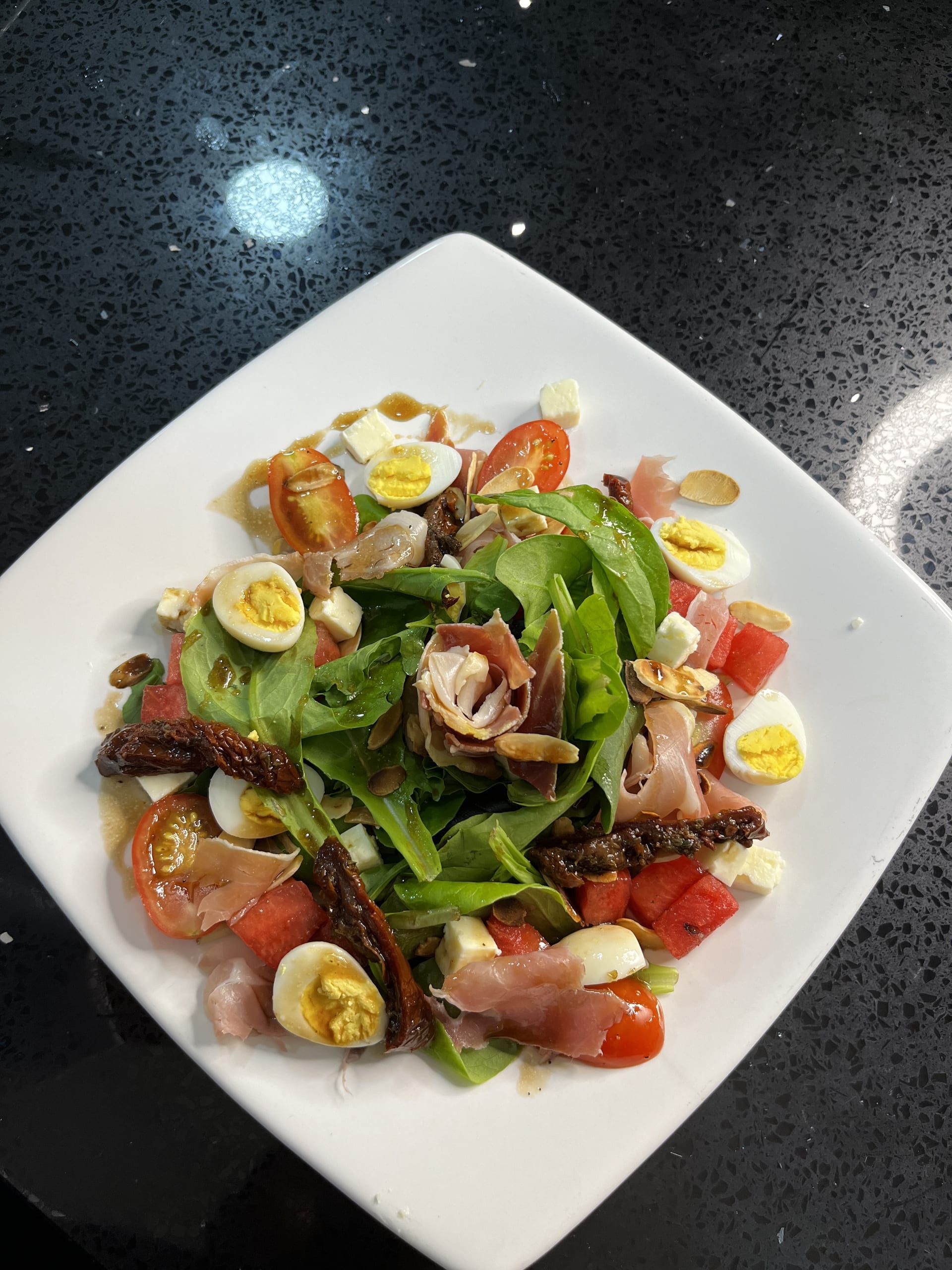 Ensalada de la casa de Raíz C&C